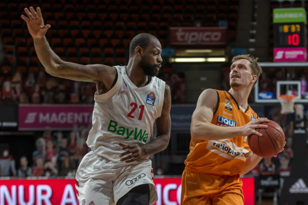 米奇的续约 米奇的续约