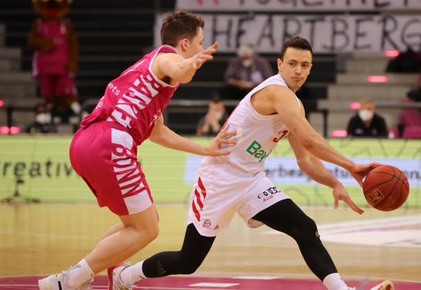 巴塞罗那机 巴塞罗那机